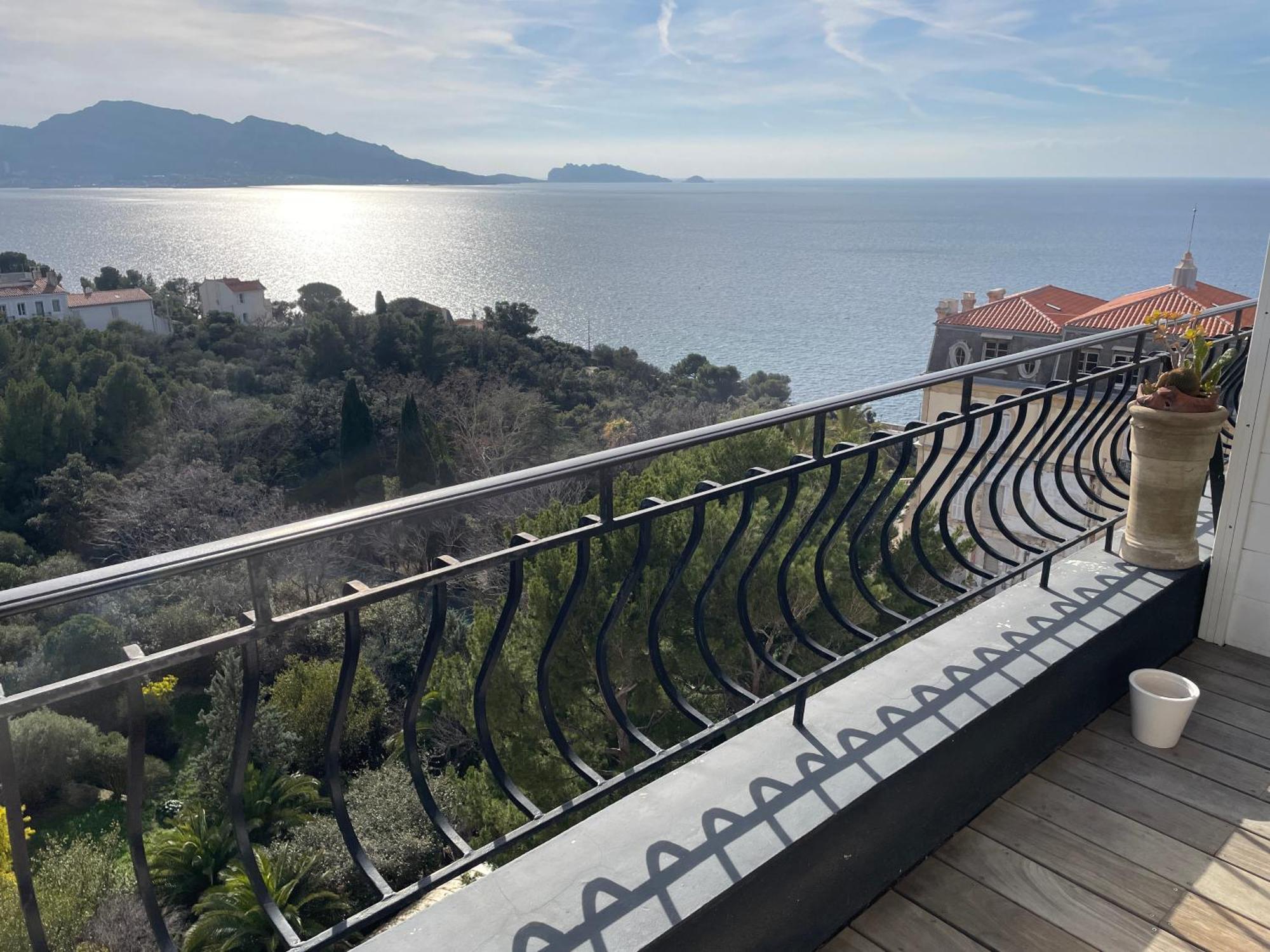 Vu Sur Mer Corniche Lägenhet Marseille Exteriör bild