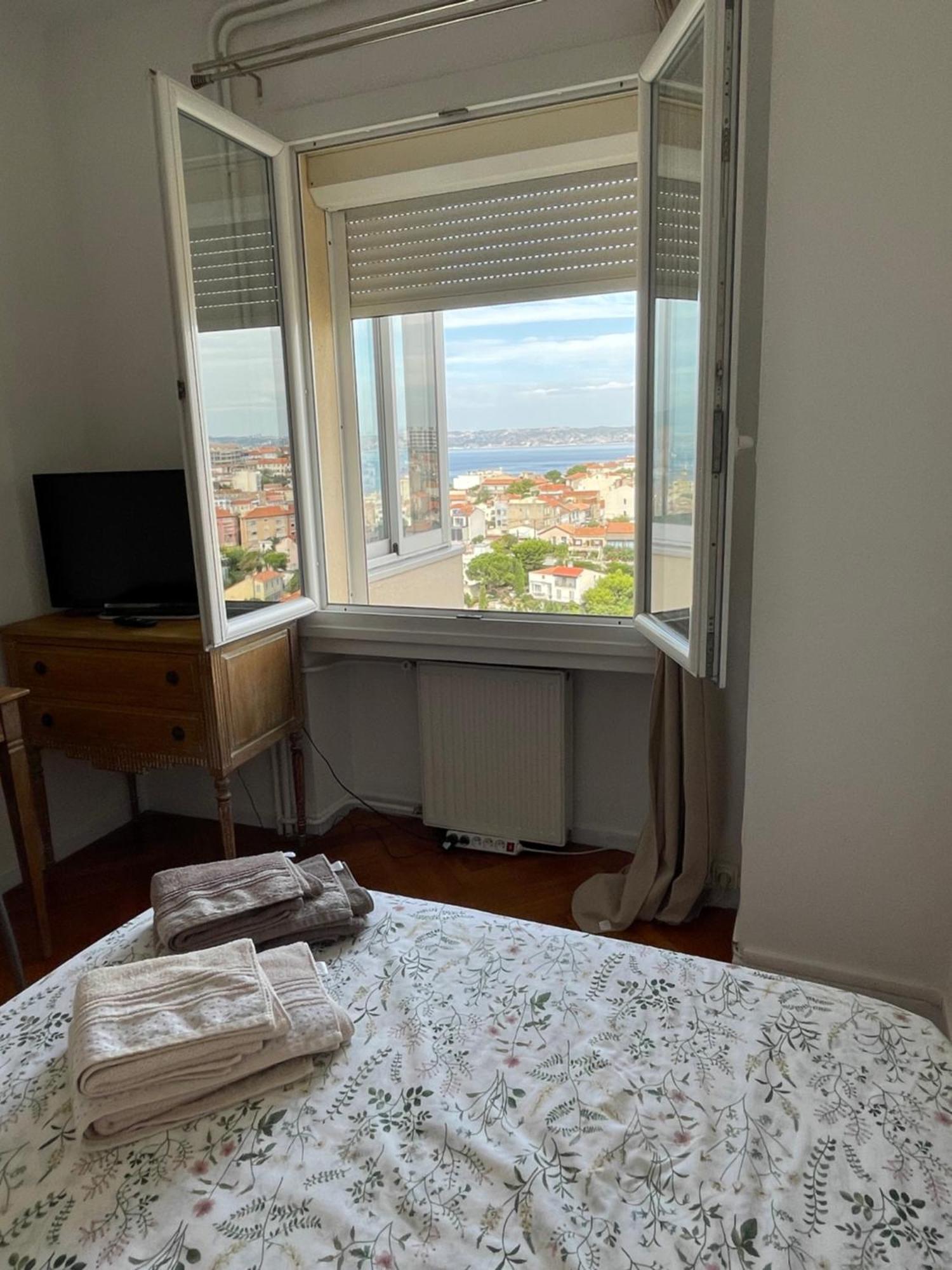 Vu Sur Mer Corniche Lägenhet Marseille Exteriör bild